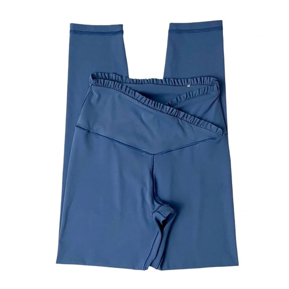 Offline By Aerie Extra High Waist Ruffle Real Me Crossover 7/8 Leggings - Picture 4 of 7